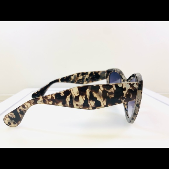 Women’s Banana Republic Ink Blot Fashion Sunglasses - Picture 7 of 8